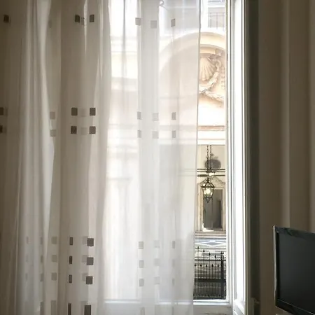 Апартаменты Piazza Di Spagna